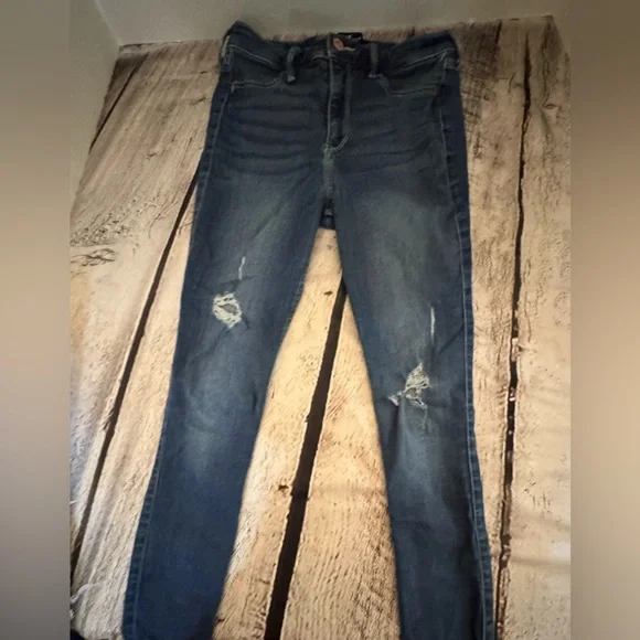 Hollister High-Rise Blue Jean Leggings - Picture 1 of 5